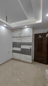 Bedroom Image of 950 Sq.ft 3 BHK Builder Floor for sale in Shalimar Bagh New Delhi for Rs. 18100000