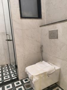 Common Bathroom Image of 2850 Sq.ft 4 BHK Builder Floor for rent in Sector 23 Gurgaon for Rs. 125000