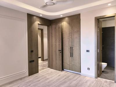 Bedroom Image of 2700 Sq.ft 4 BHK Builder Floor for sale in Ansal Versalia, Sector 67 Gurgaon for Rs. 29000000