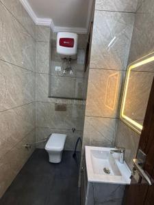 Image of 917 Sq.ft 2 BHK Builder Floor for rent in Subhash Nagar, New Delhi for Rs. 40000