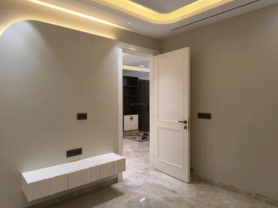 Bedroom Image of 2200 Sq.ft 5 BHK Builder Floor for sale in Nikunj Ultra Luxury Floors, Indirapuram Ghaziabad for Rs. 40000000