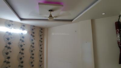 Bedroom Image of 1100 Sq.ft 3 BHK Builder Floor for rent in Dwarka Mor New Delhi for Rs. 15000