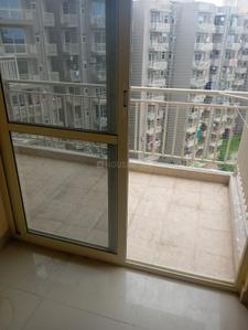 Balcony Image of 750 Sq.ft 3 BHK Apartment / Flat for sale in Conscient Habitat Residences, Sector 78 Faridabad for Rs. 6500000