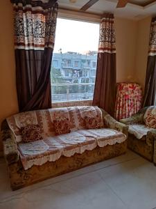 Bedroom Image of 1250 Sq.ft 3 BHK Apartment / Flat for sale in GH 14 DDA MIG, Paschim Vihar New Delhi for Rs. 12500000
