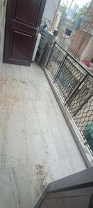 Balcony Image of 1250 Sq.ft 2 BHK Builder Floor for rent in East Of Kailash New Delhi for Rs. 45000