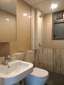 Common Bathroom Image of 3750 Sq.ft 5 BHK Apartment / Flat for sale in Supreme Apartment, Santacruz West Mumbai for Rs. 210000000