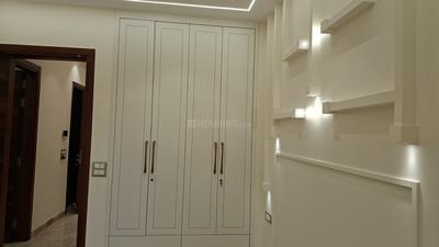 Bedroom Image of 1125 Sq.ft 3 BHK Builder Floor for sale in Vikaspuri New Delhi for Rs. 22500000