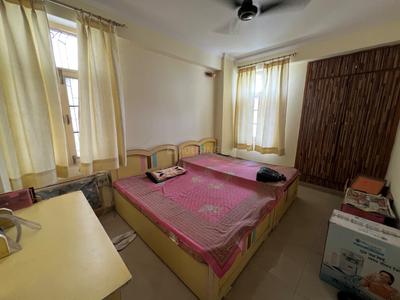 Bedroom Image of 1450 Sq.ft 3 BHK Apartment / Flat for sale in  Indraprastha Estate Apartment Owners Society, Chinhat Lucknow for Rs. 15000000