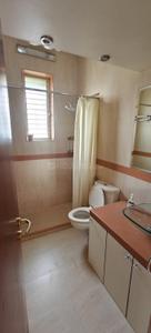 Bathroom Image of 1600 Sq.ft 3 BHK Apartment / Flat for rent in Malabar Hill Mumbai for Rs. 390000
