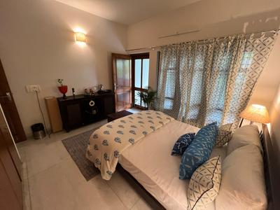 Image of 6000 Sq.ft 8 BHK Independent House for sale in Independent Floors At DLF City Phase IV, DLF Phase 4, Gurgaon for Rs. 96000000