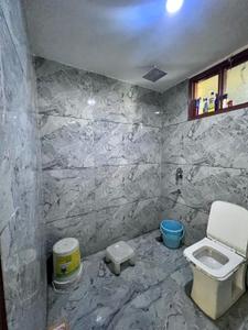 Bathroom Image of 1260 Sq.ft 4 BHK Apartment / Flat for sale in Swaraj Homes RWA Block A Mahavir Enclave Part 2, Mahavir Enclave New Delhi for Rs. 13000000