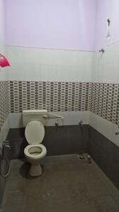 Bathroom Image of 1300 Sq.ft 2 BHK Independent House for rent in Ganapathy Coimbatore for Rs. 23000
