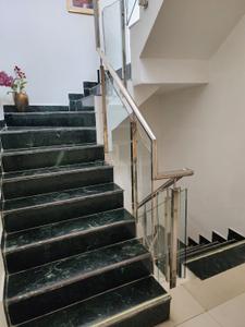 Image of 1260 Sq.ft 2 BHK Apartment / Flat for rent in Paramount Golfforeste Premium Apartments, Surajpur, Greater Noida for Rs. 25000