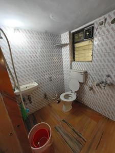 Bathroom Image of 700 Sq.ft 2 BHK Apartment / Flat for rent in Kanakia Sanskruti, Borivali East Mumbai for Rs. 52000
