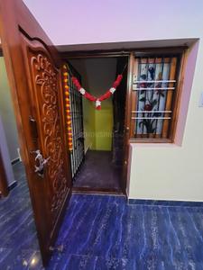 Image of 800 Sq.ft 2 BHK Builder Floor for rent in Red Hills, Chennai for Rs. 9000