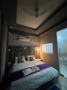 Bedroom Image of 400 Sq.ft 1 RK Studio for rent in Motia Royale Estate, Preet Colony Zirakpur for Rs. 28000