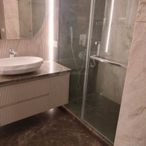 Bathroom Image of 6000 Sq.ft 4 BHK Builder Floor for sale in Vasant Vihar New Delhi for Rs. 350000000