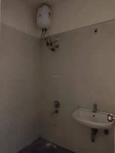 Common Bathroom Image of 909 Sq.ft 2 BHK Apartment / Flat for sale in Lodha Casa Rio, Palava Phase 1 Thane for Rs. 5900000