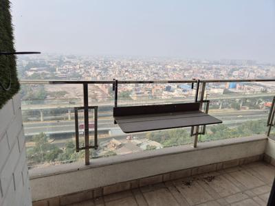 Balcony Image of 1395 Sq.ft 3 BHK Apartment / Flat for sale in Metro Suites Glitz, Vasundhara Ghaziabad for Rs. 18000000