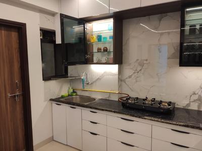 Kitchen Image of 1200 Sq.ft 2 BHK Apartment / Flat for rent in Mirchandani Shalimar Palms, Greater Brajeshwari Indore for Rs. 25000