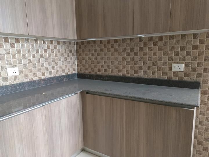 Adani M2K Oyster Grande Main Image 1