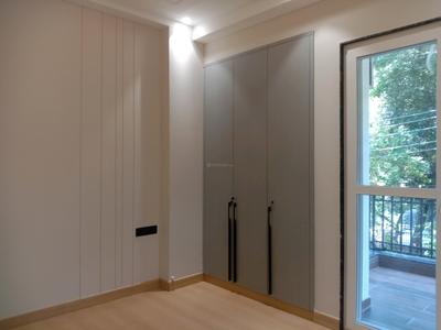 Bedroom Image of 1250 Sq.ft 3 BHK Builder Floor for sale in Chittaranjan Park New Delhi for Rs. 45000000