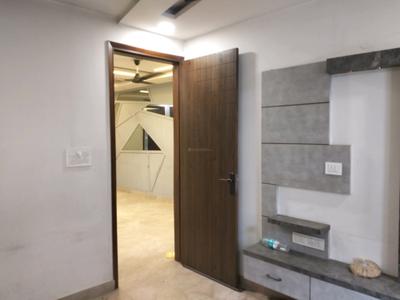 Bedroom Image of 900 Sq.ft 2 BHK Builder Floor for rent in Vikaspuri New Delhi for Rs. 32000