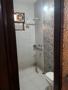 Image of 950 Sq.ft 2 BHK Builder Floor for rent in Ramesh Nagar, New Delhi for Rs. 27500