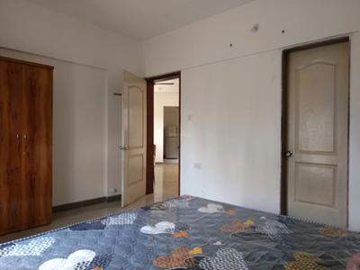 Bedroom Image of 1000 Sq.ft 2 BHK Apartment / Flat for sale in Magarpatta Jasminium, Magarpatta City Pune for Rs. 17000000