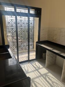 Kitchen Image of 810 Sq.ft 2 BHK Apartment / Flat for sale in Lodha Sterling, Thane West Thane for Rs. 19200000