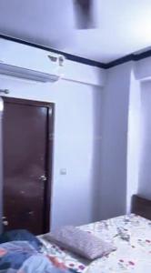Bedroom Image of 1000 Sq.ft 2 BHK Apartment / Flat for rent in Gaur Cascades, Raj Nagar Extension Ghaziabad for Rs. 19000