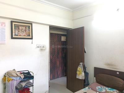 Bedroom Image of 1600 Sq.ft 4 BHK Apartment / Flat for sale in Raunak Unnathi Woods Phase 3, Kasarvadavali Thane for Rs. 19500000