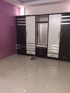 Bedroom Image of 1000 Sq.ft 2 BHK Builder Floor for rent in Preet Vihar New Delhi for Rs. 27000