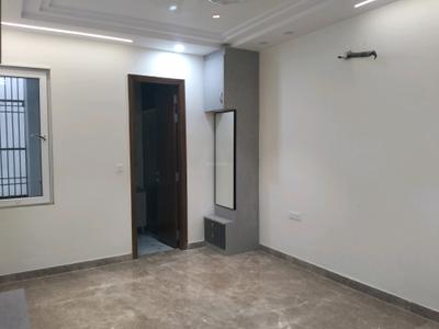 Bedroom Image of 1800 Sq.ft 3 BHK Builder Floor for sale in Vikaspuri New Delhi for Rs. 40000000