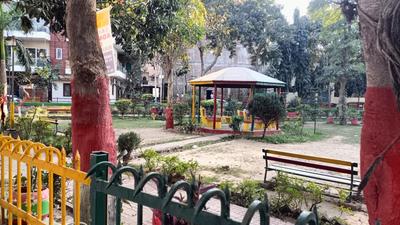 Image of 528 Sq.ft Residential Plot / Land for sale in Sector 4, Gurgaon for Rs. 83000000