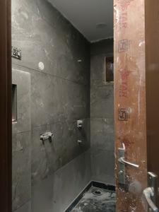 Common Bathroom Image of 2350 Sq.ft 4 BHK Builder Floor for sale in Rohini Extension New Delhi for Rs. 25500000
