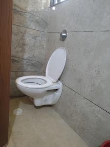 Common Bathroom Image of 1000 Sq.ft 2 BHK Apartment / Flat for sale in Acorn Park, Tathawade Pune for Rs. 9000000