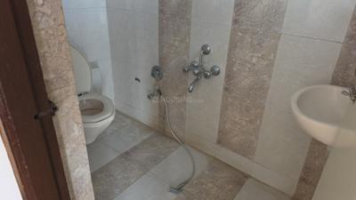 Image of 1100 Sq.ft 2 BHK Apartment / Flat for rent in Pal, Surat for Rs. 18500