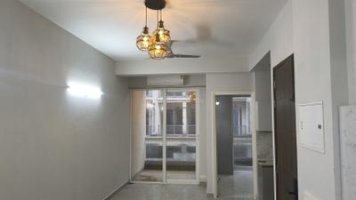 Living Room Image of 1010 Sq.ft 2 BHK Builder Floor for rent in Signature Global City 92, Sector 92 Gurgaon for Rs. 23600