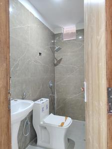 Common Bathroom Image of 2100 Sq.ft 4 BHK Apartment / Flat for sale in Titania Residency , Phi IV Greater Noida for Rs. 11500000