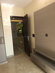 Bedroom Image of 1350 Sq.ft 3 BHK Apartment / Flat for rent in Janakpuri New Delhi for Rs. 70000