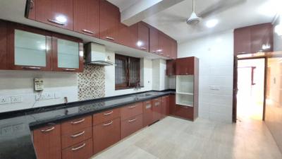 Kitchen Image of 1750 Sq.ft 3 BHK Apartment / Flat for rent in Vasant Kunj New Delhi for Rs. 90000