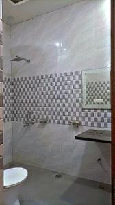 Bathroom Image of 800 Sq.ft 2 BHK Independent House for rent in Trikuta Nagar Jammu for Rs. 18000
