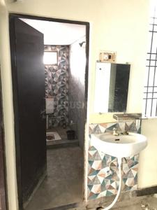 Bathroom Image of 2000 Sq.ft 12 BHK Independent House for rent in Narayanpur Varanasi for Rs. 55000