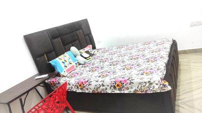 Bedroom Image of 600 Sq.ft 1 BHK Builder Floor for rent in Subhash Nagar New Delhi for Rs. 23000