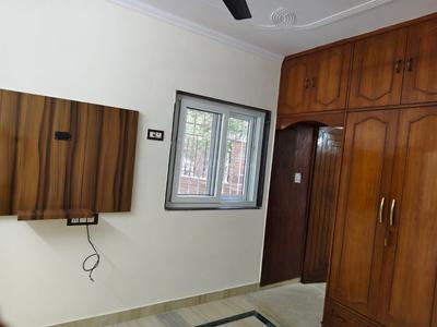 Bedroom Image of 1150 Sq.ft 3 BHK Apartment / Flat for rent in DDA Flats Munirka, Munirka New Delhi for Rs. 65000