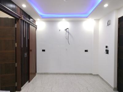 Living Room Image of 650 Sq.ft 2 BHK Builder Floor for sale in DDA Residential Flats, Sector 8 Dwarka New Delhi for Rs. 11500000