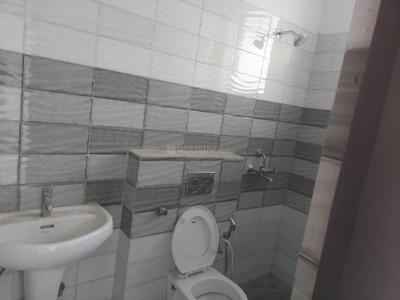 Bathroom Image of 1500 Sq.ft 3 BHK Apartment / Flat for sale in K S Fio Homes 2 ZRK, Dhakoli Zirakpur for Rs. 5000000