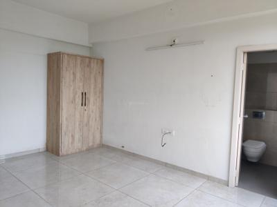 Bedroom Image of 2500 Sq.ft 4 BHK Apartment / Flat for rent in Tulsi Xperia And Sky Forest, Bhat Ahmedabad for Rs. 40000