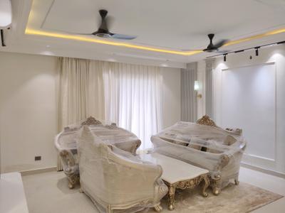 Living Room Image of 2700 Sq.ft 4 BHK Builder Floor for sale in Ansal Versalia, Sector 67 Gurgaon for Rs. 31000000